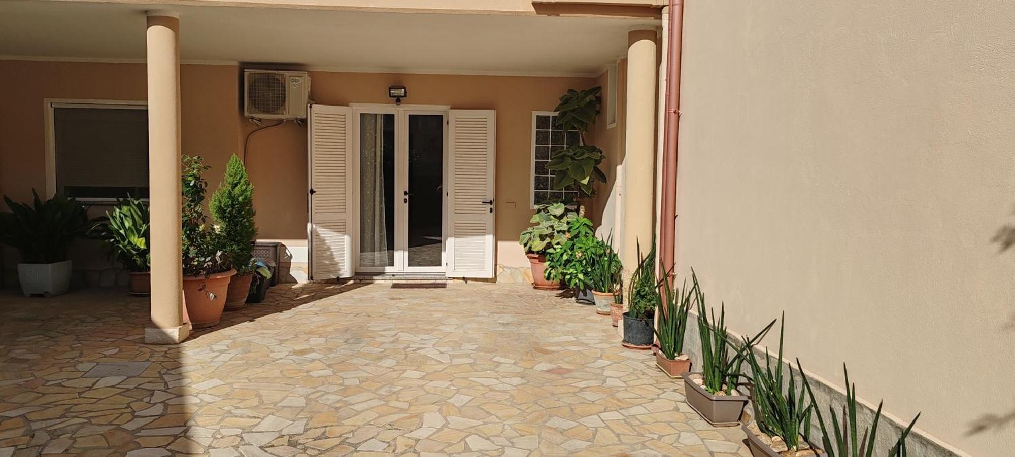 Casa Gio Lejlighed Assemini Eksteriør billede